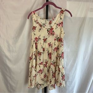 American Eagle Outfitters Cream Floral Tunic Tank Top, size Small